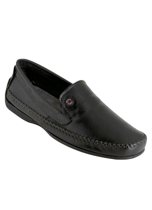 Sapato Pegada Preto com Cabedal Costurado