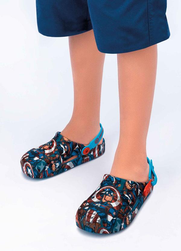 Vista 2 Babuche Marvel Print Azul GRENDENE KIDS GRENDENE KIDS
