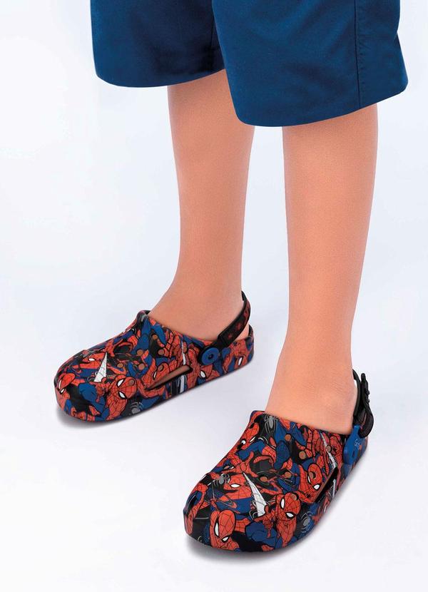 Vista 2 Babuche Marvel Print Vermelho GRENDENE KIDS GRENDENE KIDS