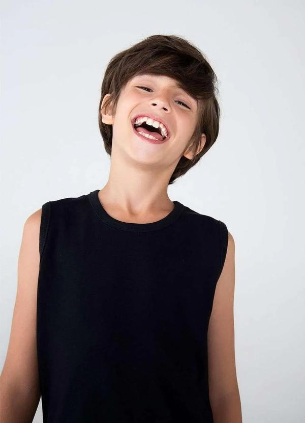 Vista 2 Regata Basica Infantil Menino Modelagem Tradicional Preto Hering Hering