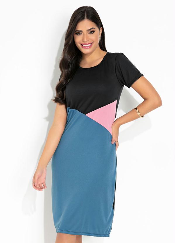 Vestido Preto com Recortes