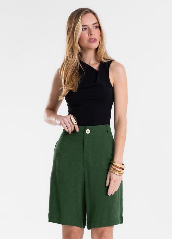 Bermuda Feminina de Linho Verde