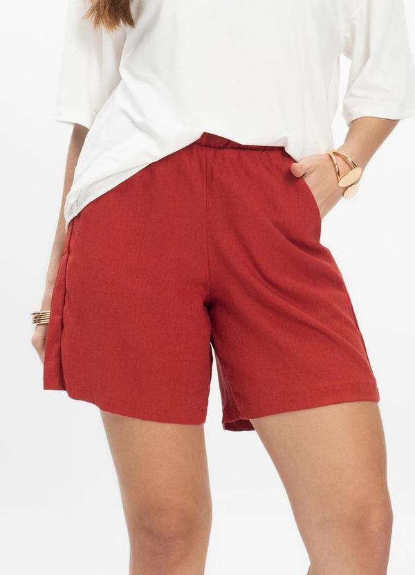 Vista 2 Bermuda Feminina Tecido Linho Rovitex Vermelho INFINITA COR INFINITA COR