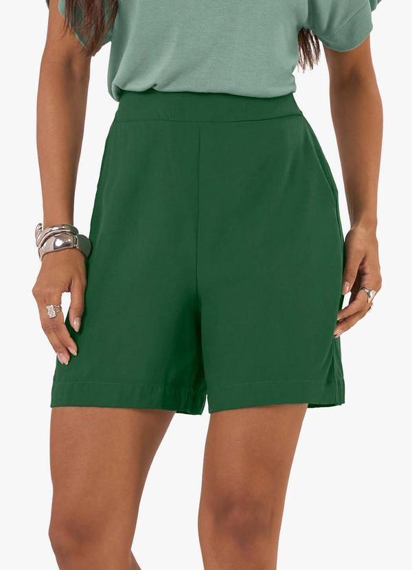 Bermuda Feminina Tecido Viscose Sarjada Verde