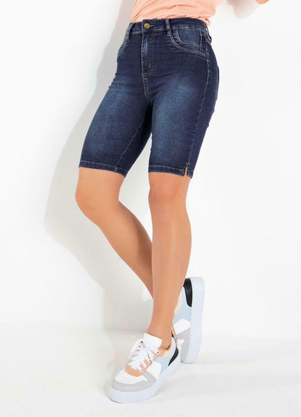Vista 2 Bermuda Jeans Sawary com Fendas Laterais Sawary Jeans Sawary Jeans