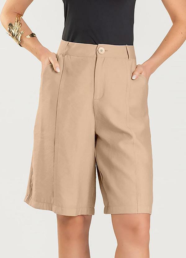 Vista 2 Bermuda Jorts Feminina Reta em Sarja Marrom Dianna Dianna