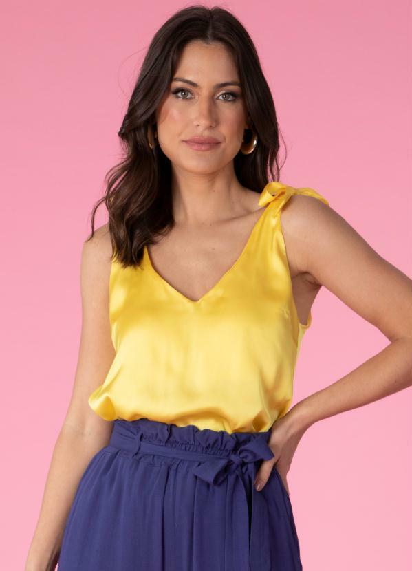 Blusa Amarela com Alças para Amarrar