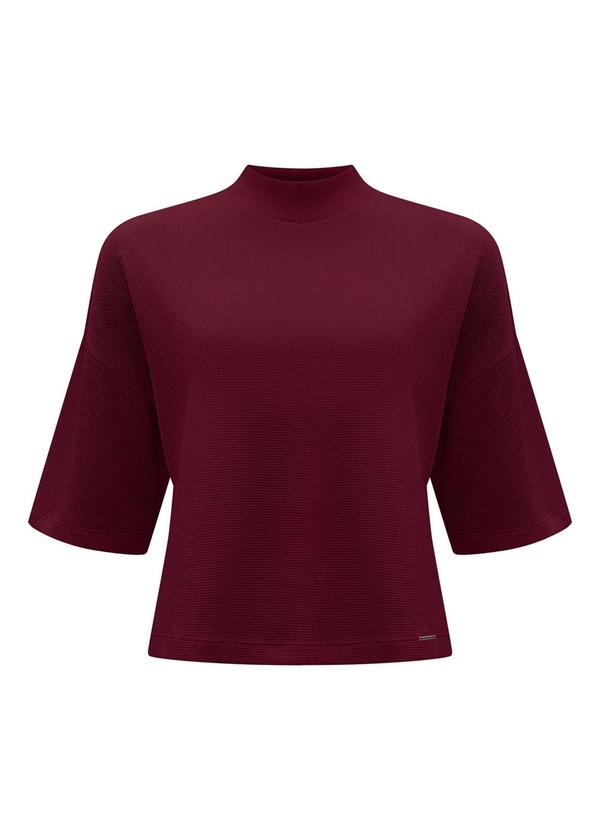 Blusa com Mangas 3/4 em Malha Texturizada Bordo