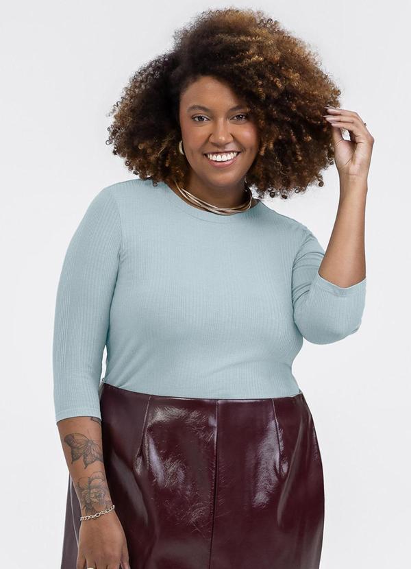 Blusa em Canelado Azul