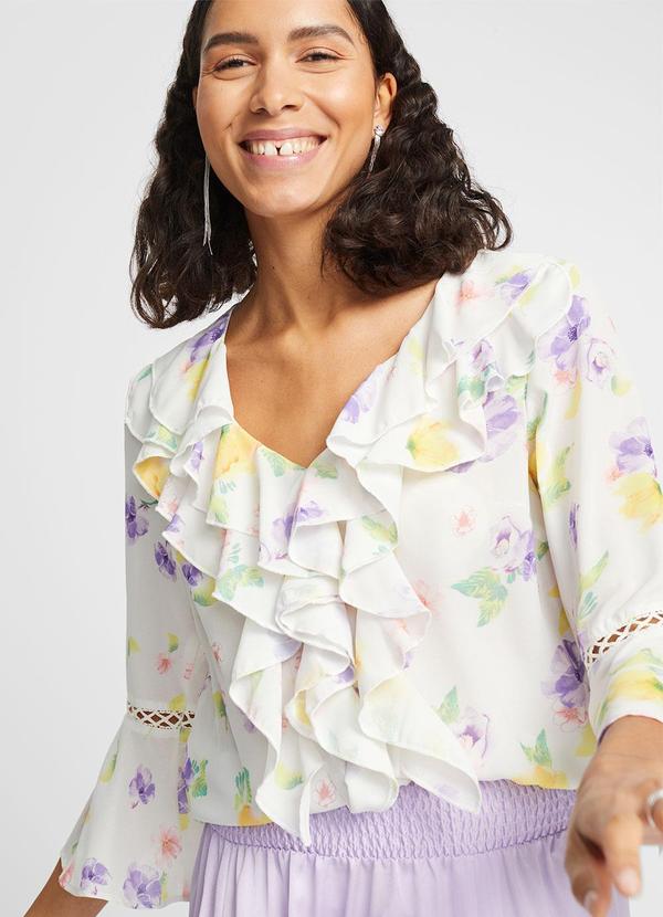 Blusa Floral Botânico em Crepe Plano