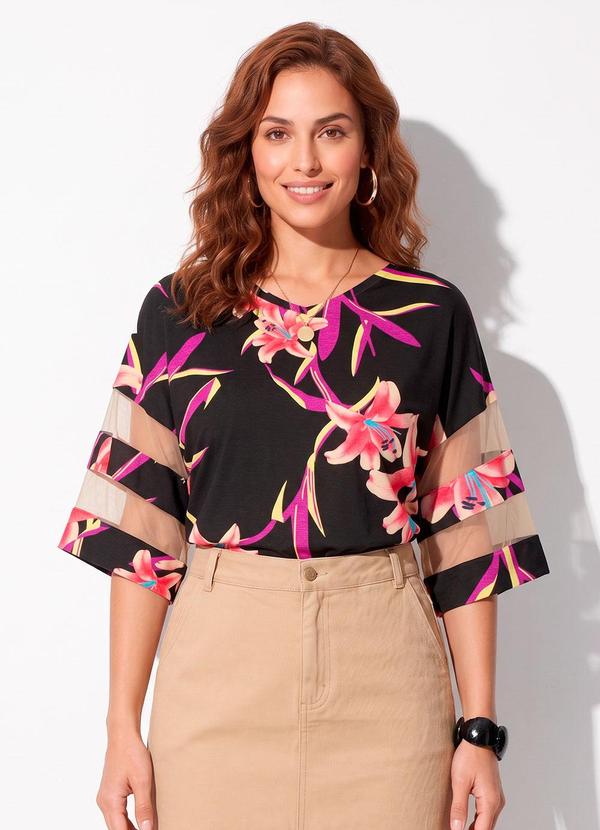 Blusa Flores Vermelhas com Detalhes em Tule