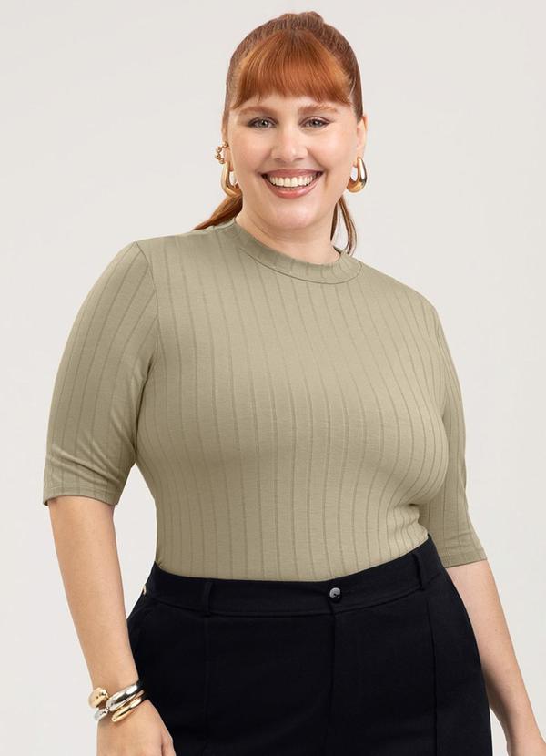 Blusa Plus Size em Canelado Marrom Claro