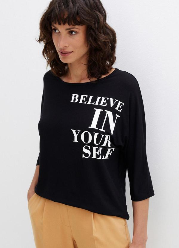 Blusa Preta em Malha de Viscose