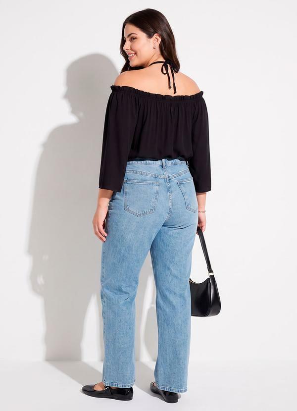 Blusa Preta em Viscose Plana Ombro a Ombro