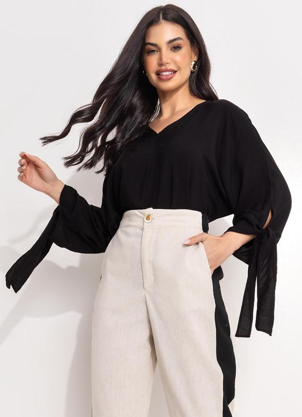 Blusa Preta em Viscose Plana