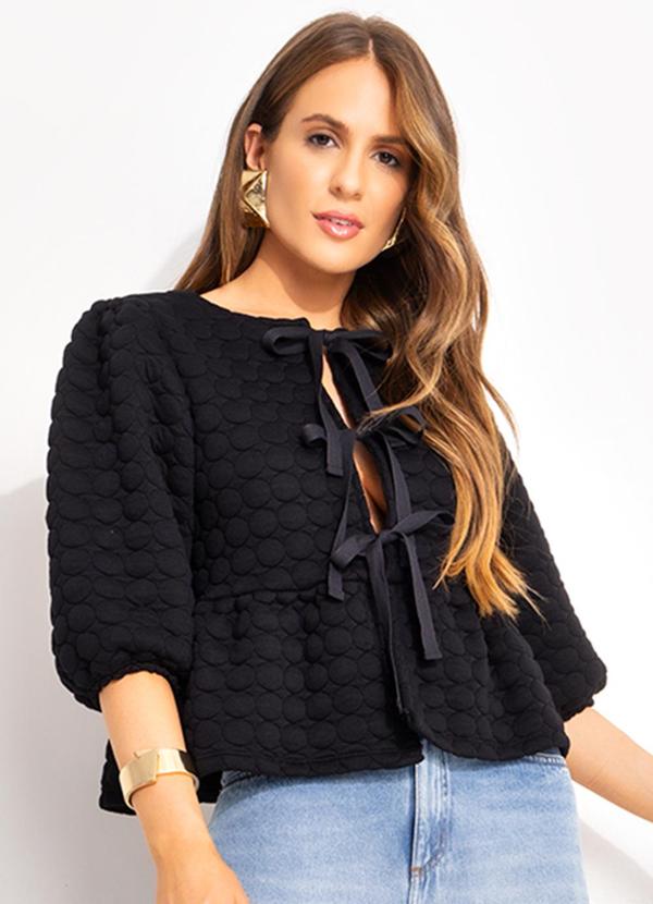 Blusa Preto em Malha Matelassê