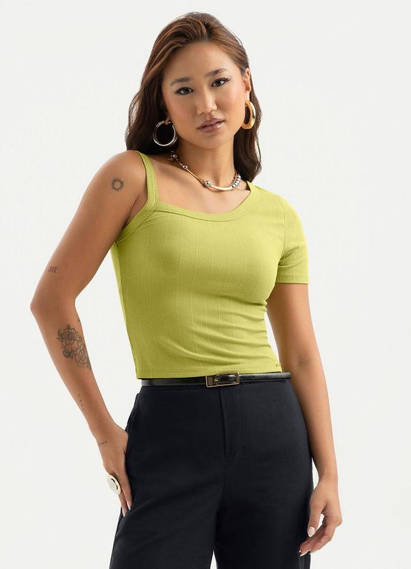 Blusa Assimétrica Canelada Verde