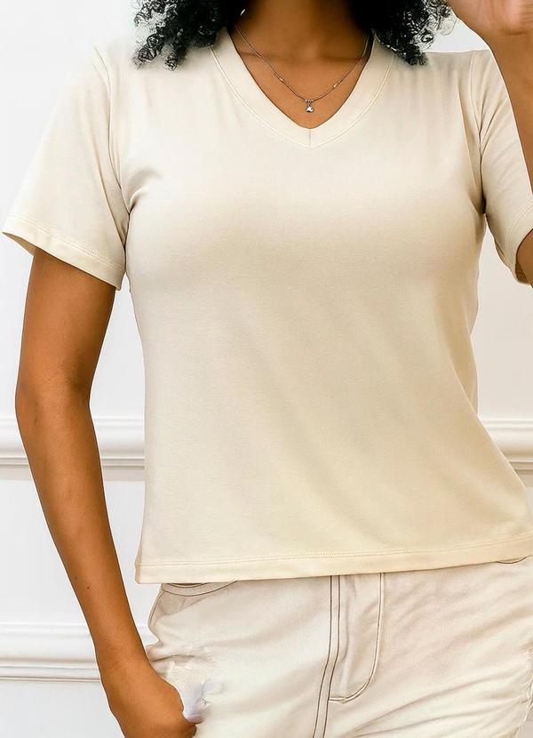 Blusa Básica Decote VOff