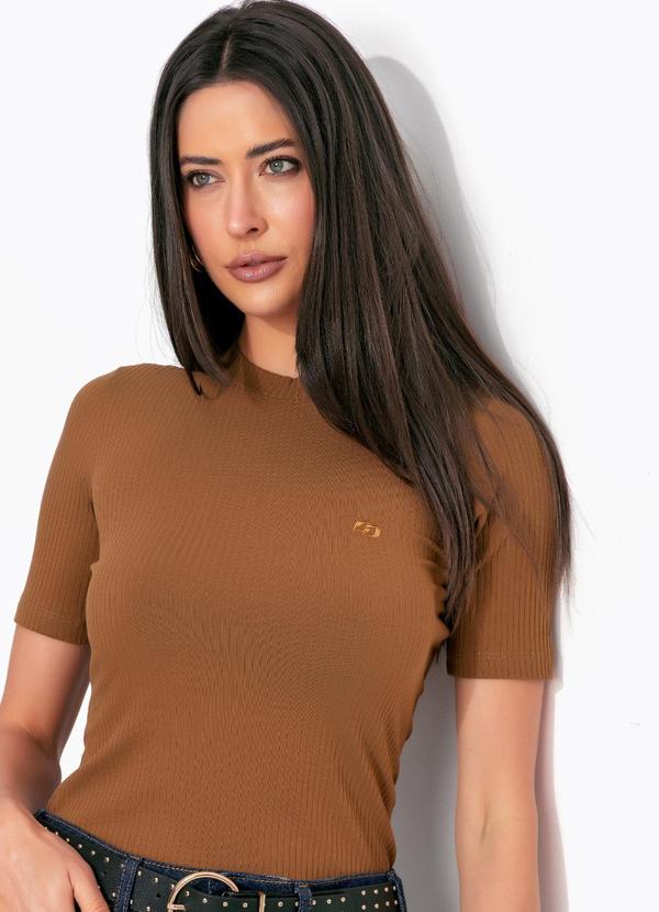 Blusa Canelada Marrom