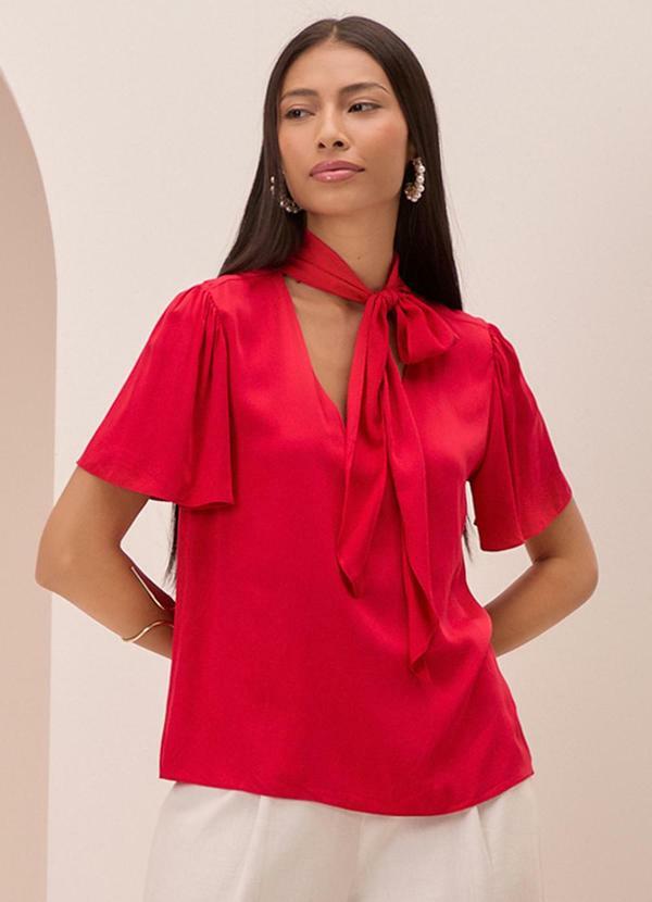 Blusa com Amarração e Decote em V Vermelho