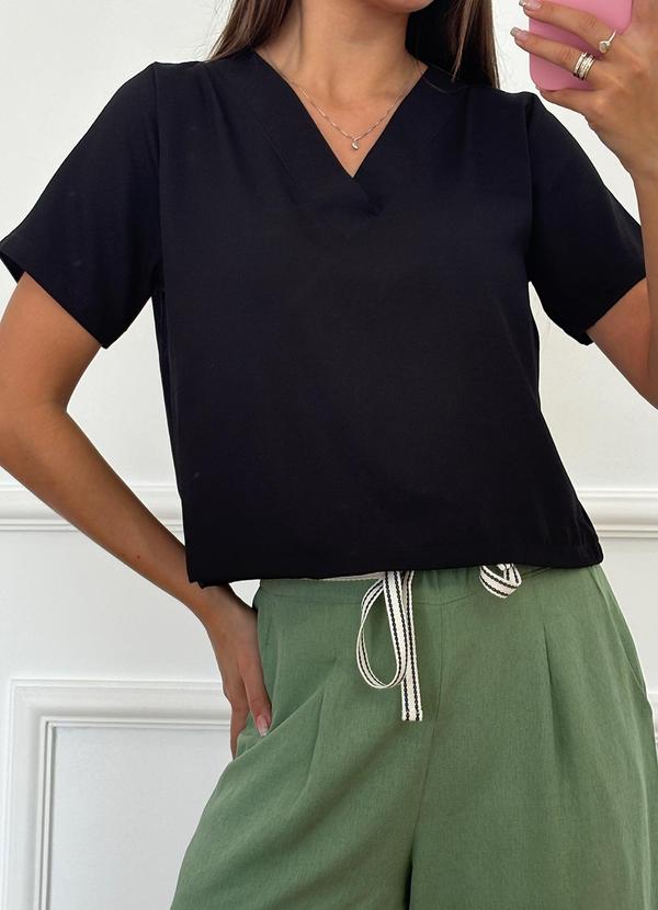 Vista 2 Blusa Cropped com Decote V Preto Doce Tom Doce Tom