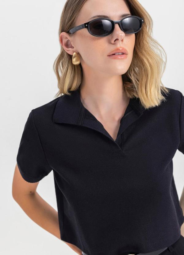 Blusa Cropped Feminina em Moletinho Preto