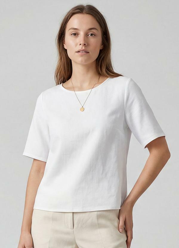 Vista 2 Blusa Cropped Feminina em Viscose Branco INFINITA COR INFINITA COR