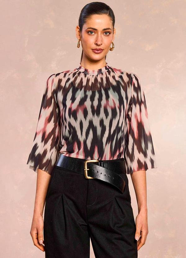 Blusa de Mangas 3/4 em Tule Estampado