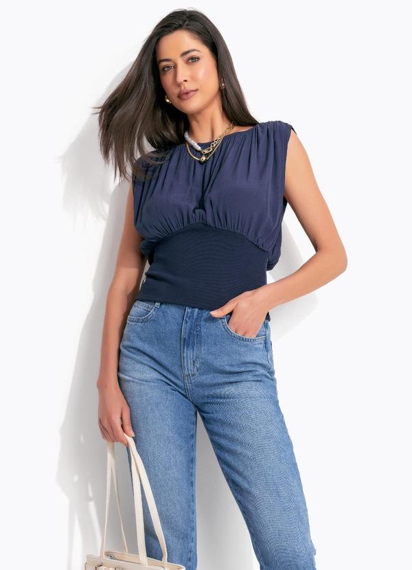 Blusa em Viscose Azul
