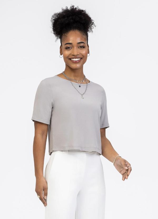 Blusa em Viscose Cinza Claro