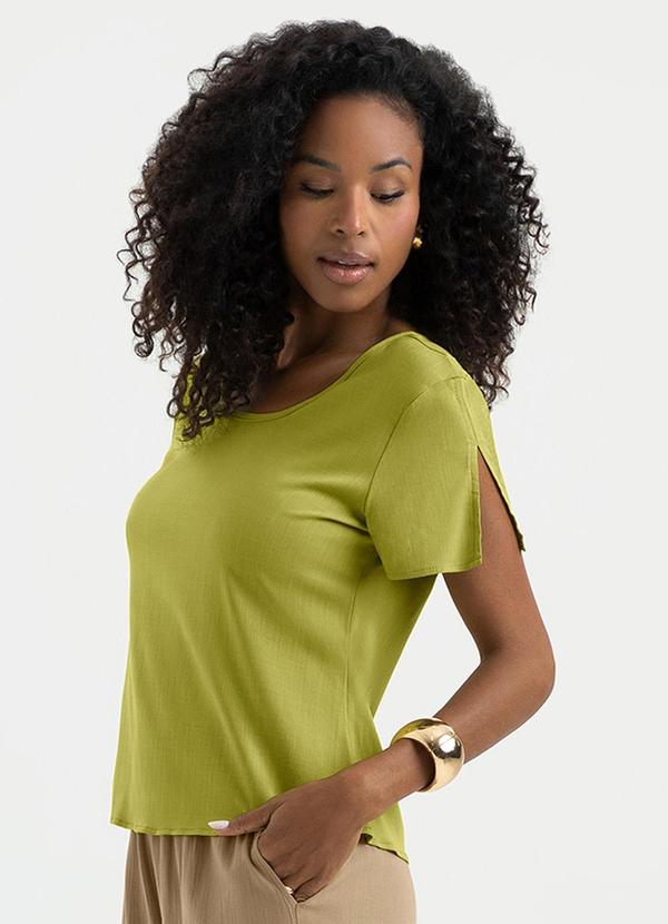 Vista 2 Blusa em Viscose Verde Cativa Cativa