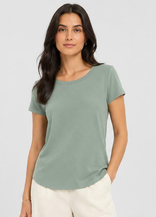 Blusa Feminina Básica em Visco Classic Verde