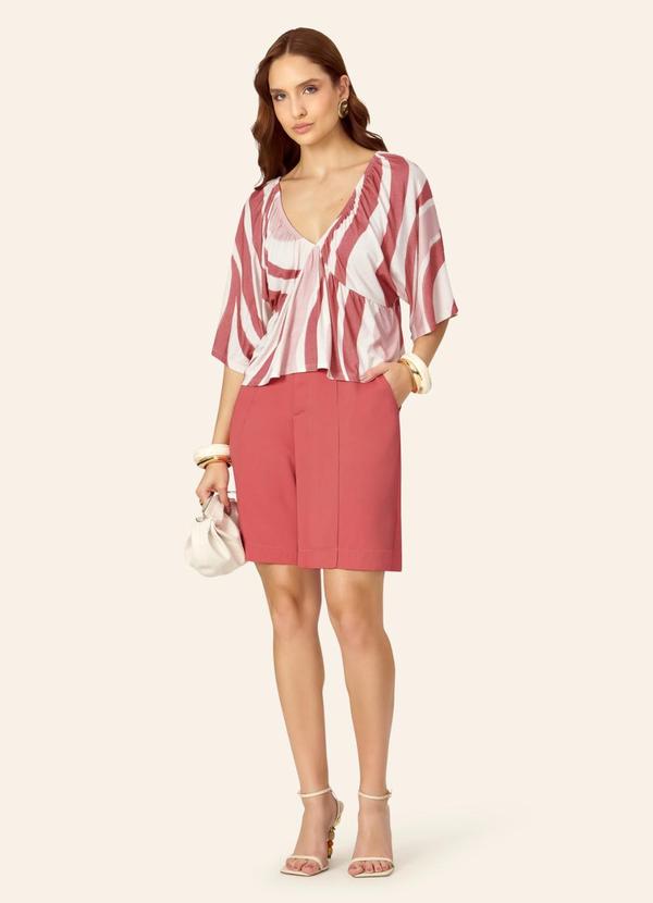 Blusa Feminina com Abertura nas Costas Rosa