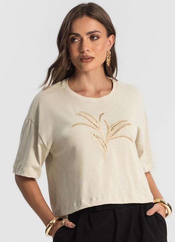 Vista 2 Blusa Feminina com Bordado Bege Endless Endless