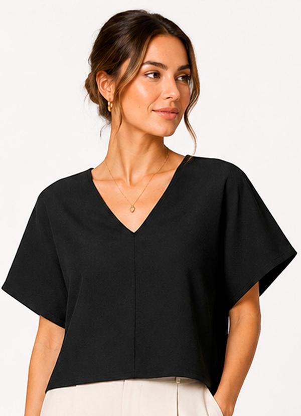 Blusa Feminina com Decote em V Preto