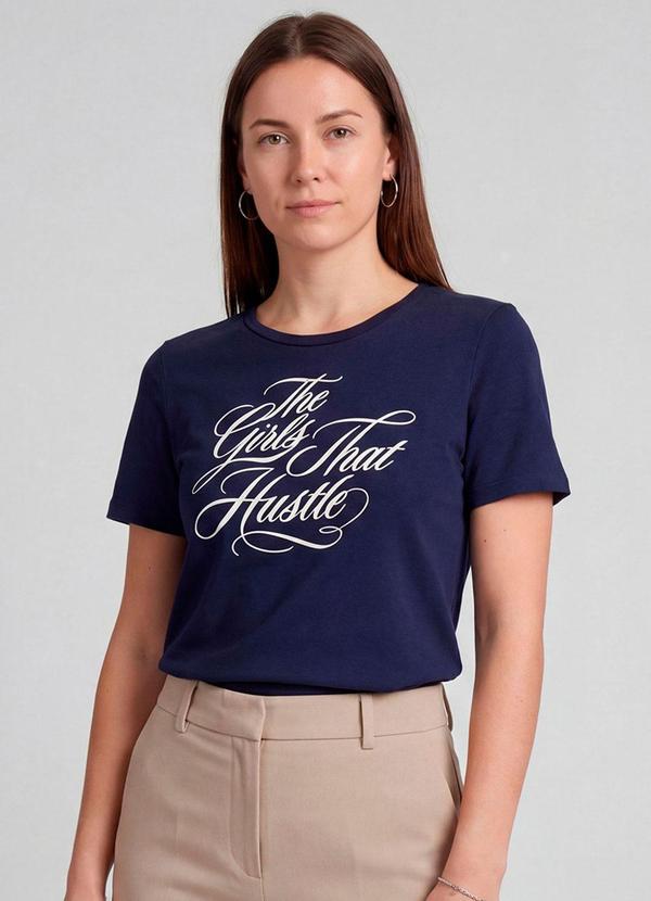 Blusa Feminina com Estampa Localizada Azul