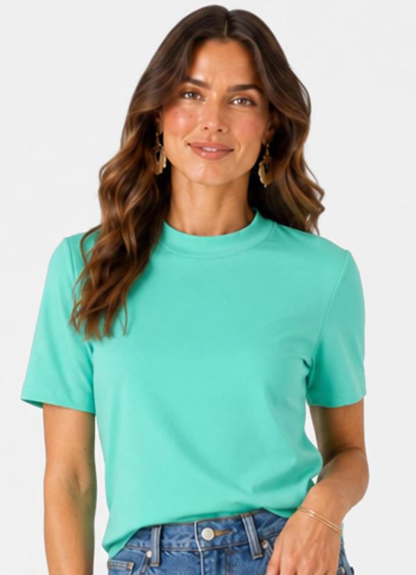 Blusa Feminina com Gola Alta Verde