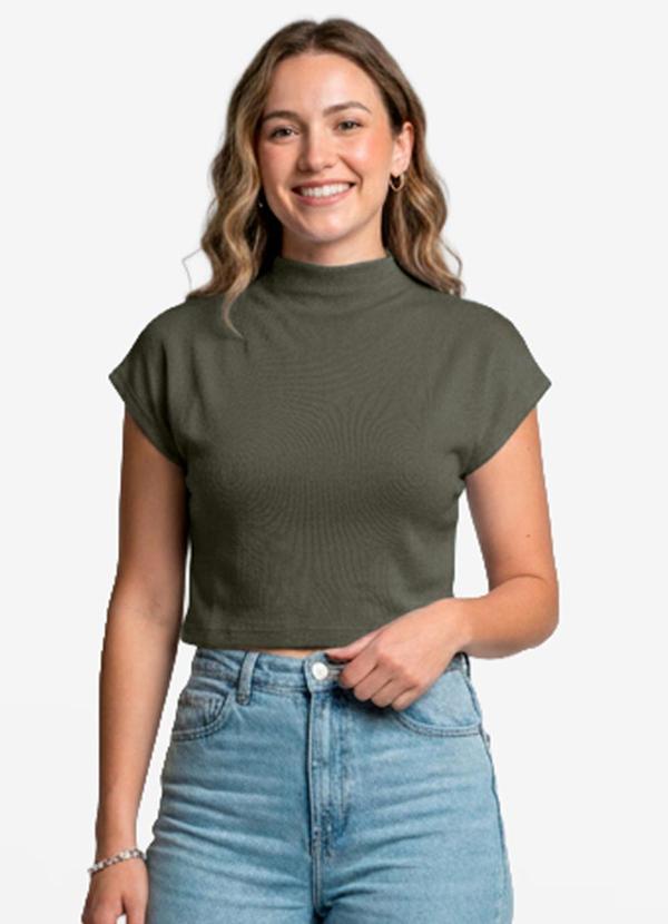 Blusa Feminina com Gola Chaminé Verde