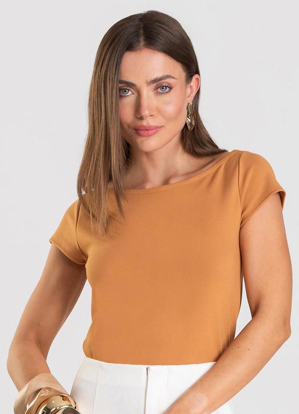Blusa Feminina Decote Canoa Marrom
