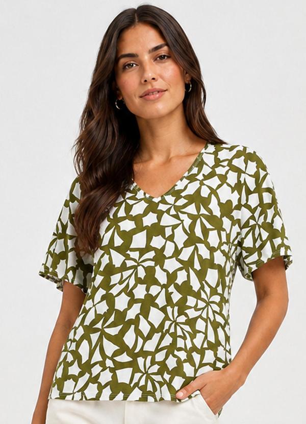 Blusa Feminina em Malha de Viscose Verde