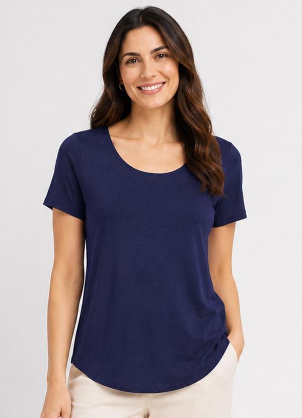 Blusa Feminina em Malha Golf Azul