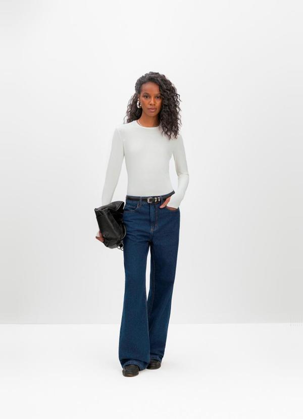 Blusa Feminina em Malha Natural