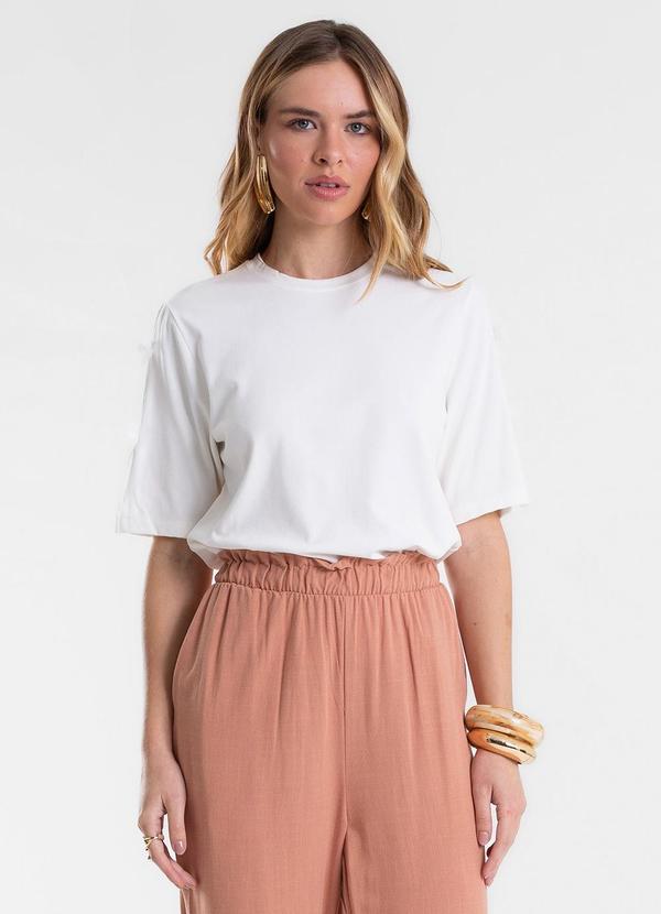 Blusa Feminina em Ribana com Detalhe Manga Bege