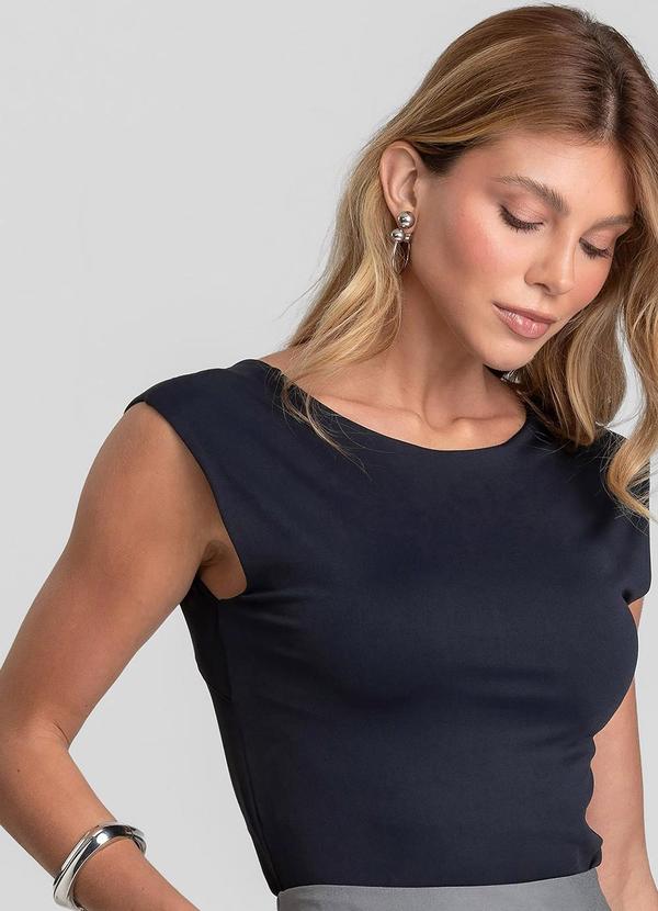 Blusa Feminina em Tecido Poliamida Preto