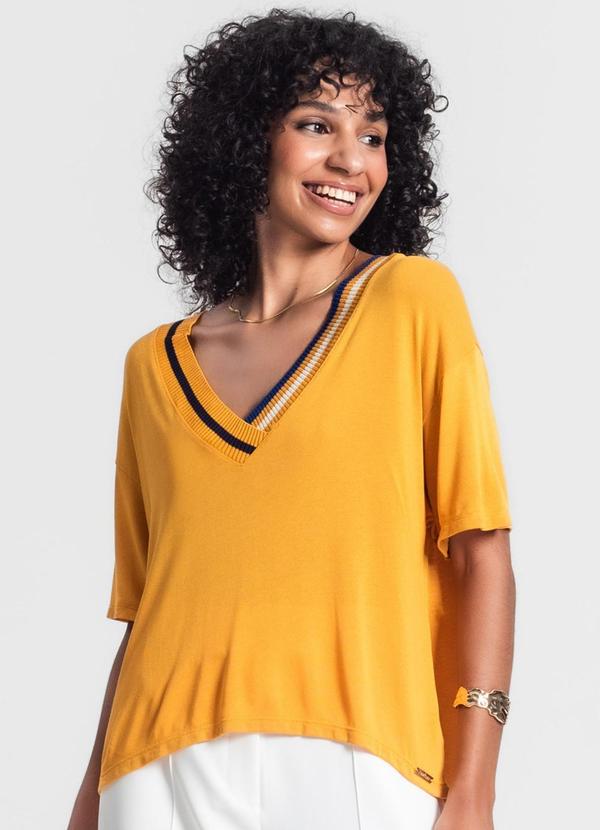 Blusa Feminina em Visco Tricot Amarelo