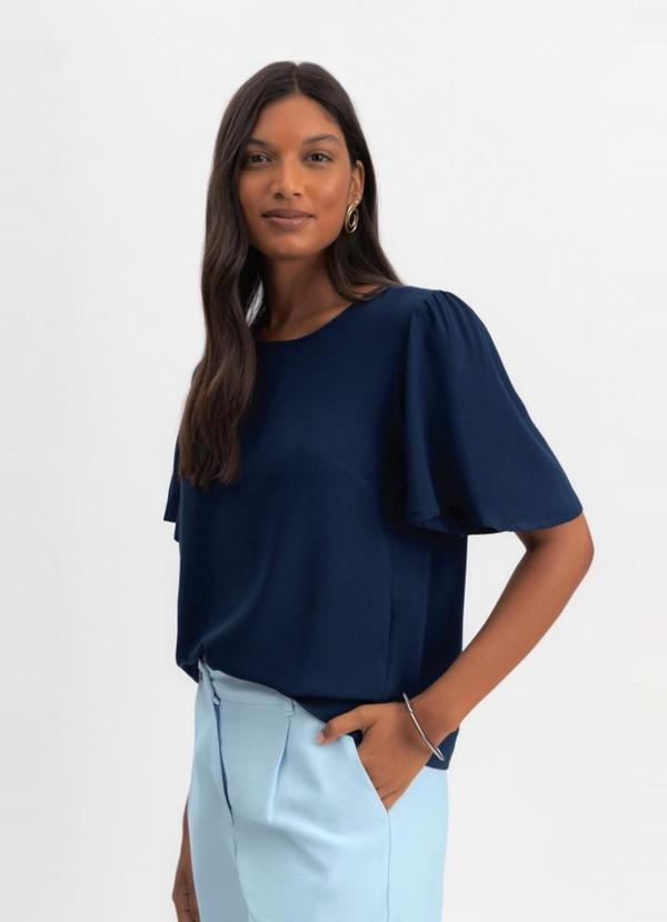 Blusa Feminina em Viscose Azul