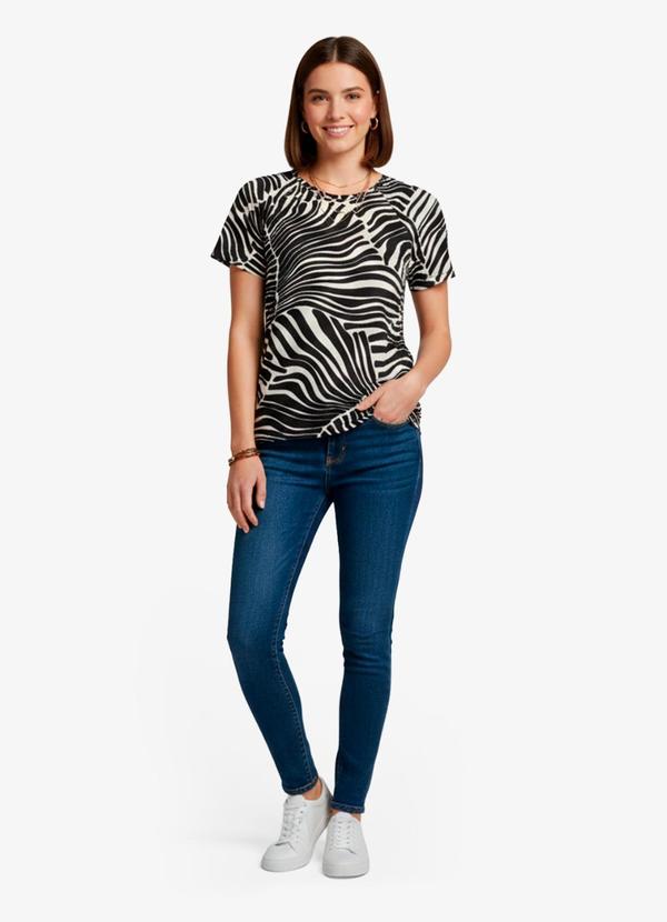 Blusa Feminina em Viscotorcion Preto