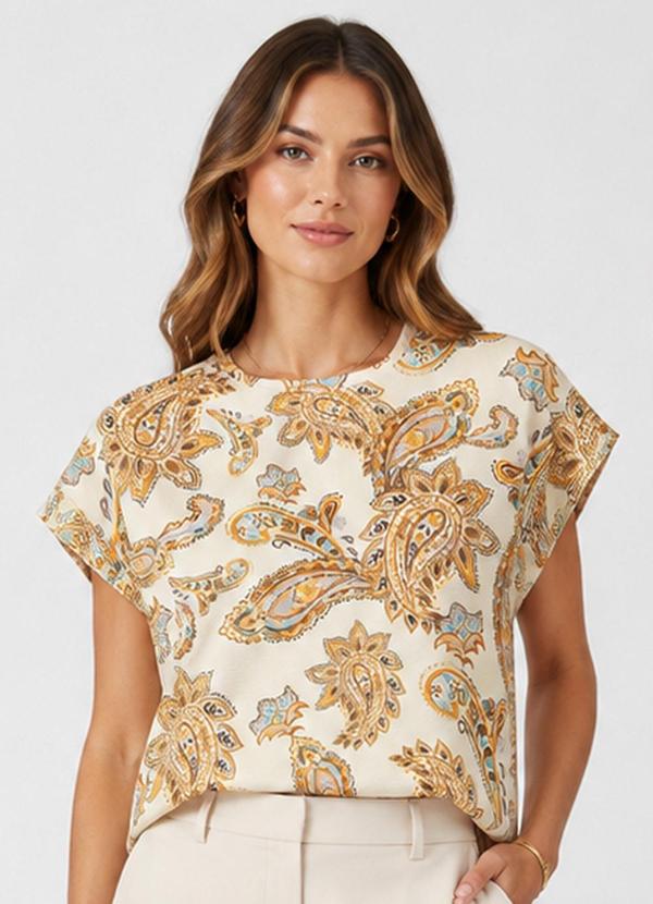 Blusa Feminina Estampada em Meia Malha Bege