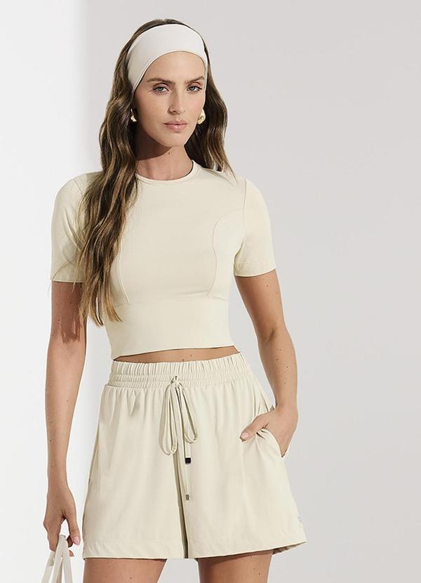 Blusa Feminina Lisa em Poliamida Bege