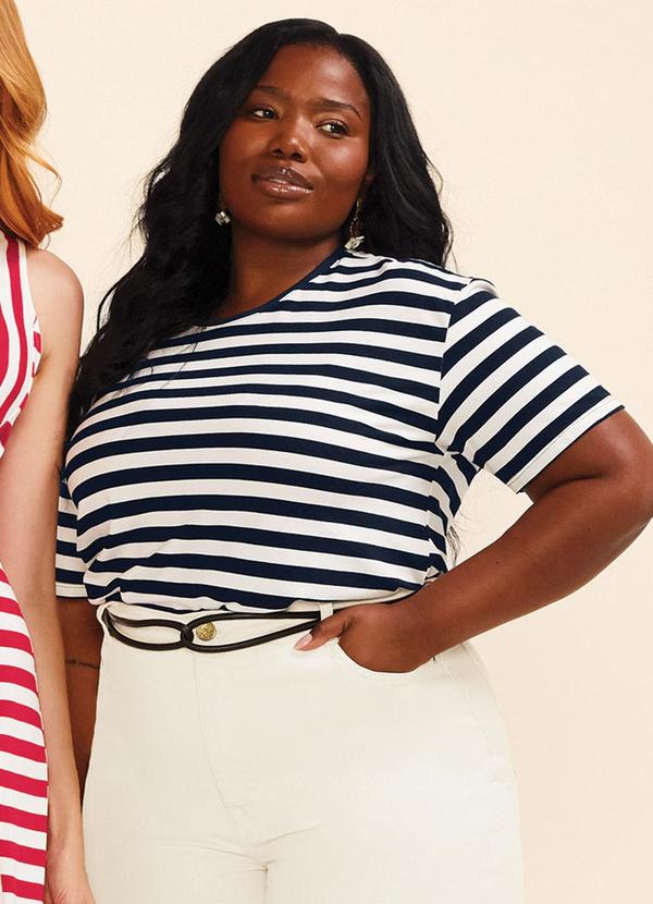 Blusa Feminina Listrada Detalhe Costas Azul